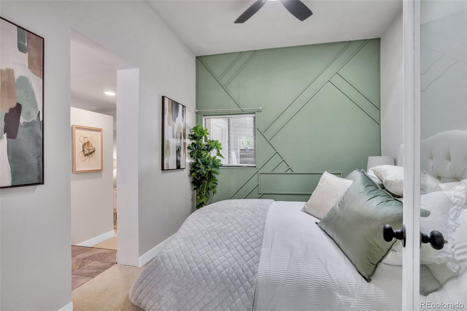 MLS Image #13 for 2960  poplar street,denver, Colorado