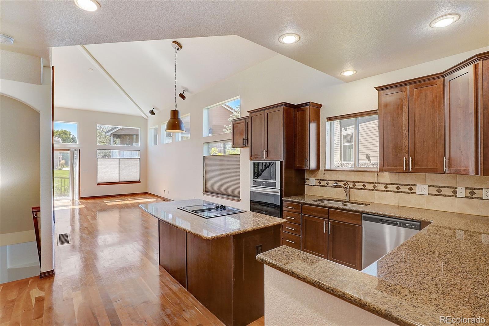 MLS Image #6 for 6541  umber circle,arvada, Colorado