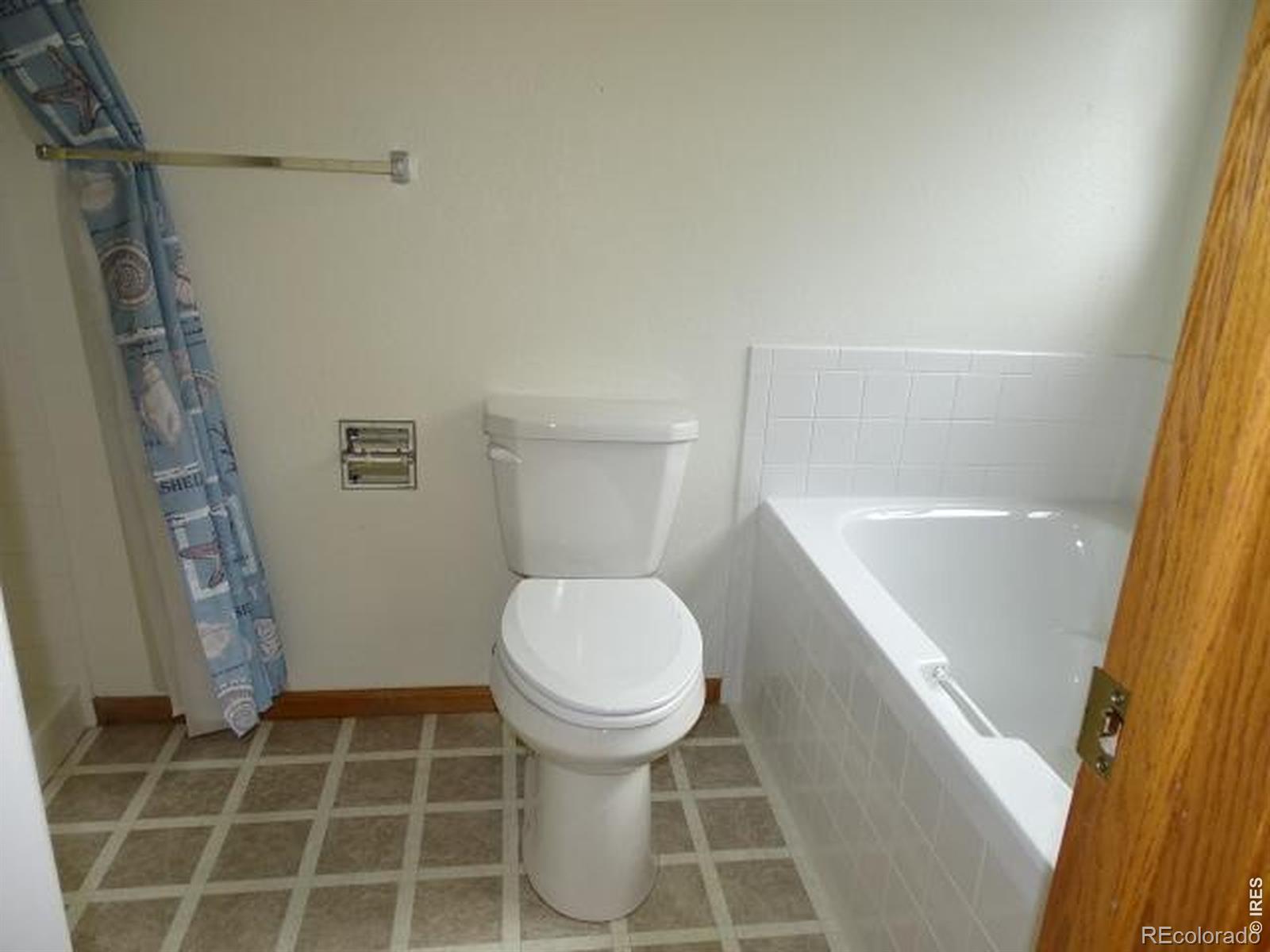 MLS Image #7 for 211 n 49th ave pl,greeley, Colorado
