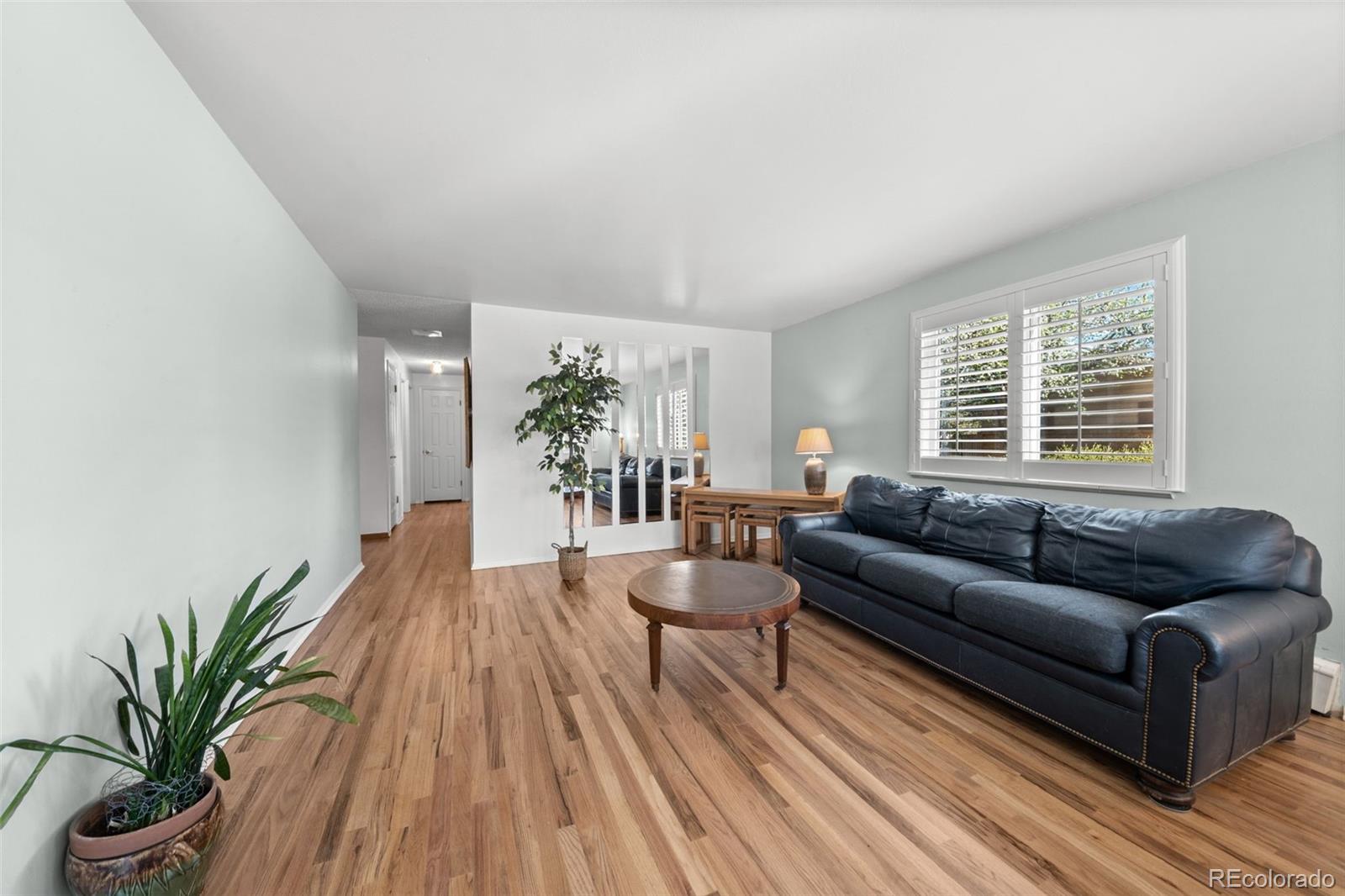 MLS Image #3 for 7612  lee drive,arvada, Colorado