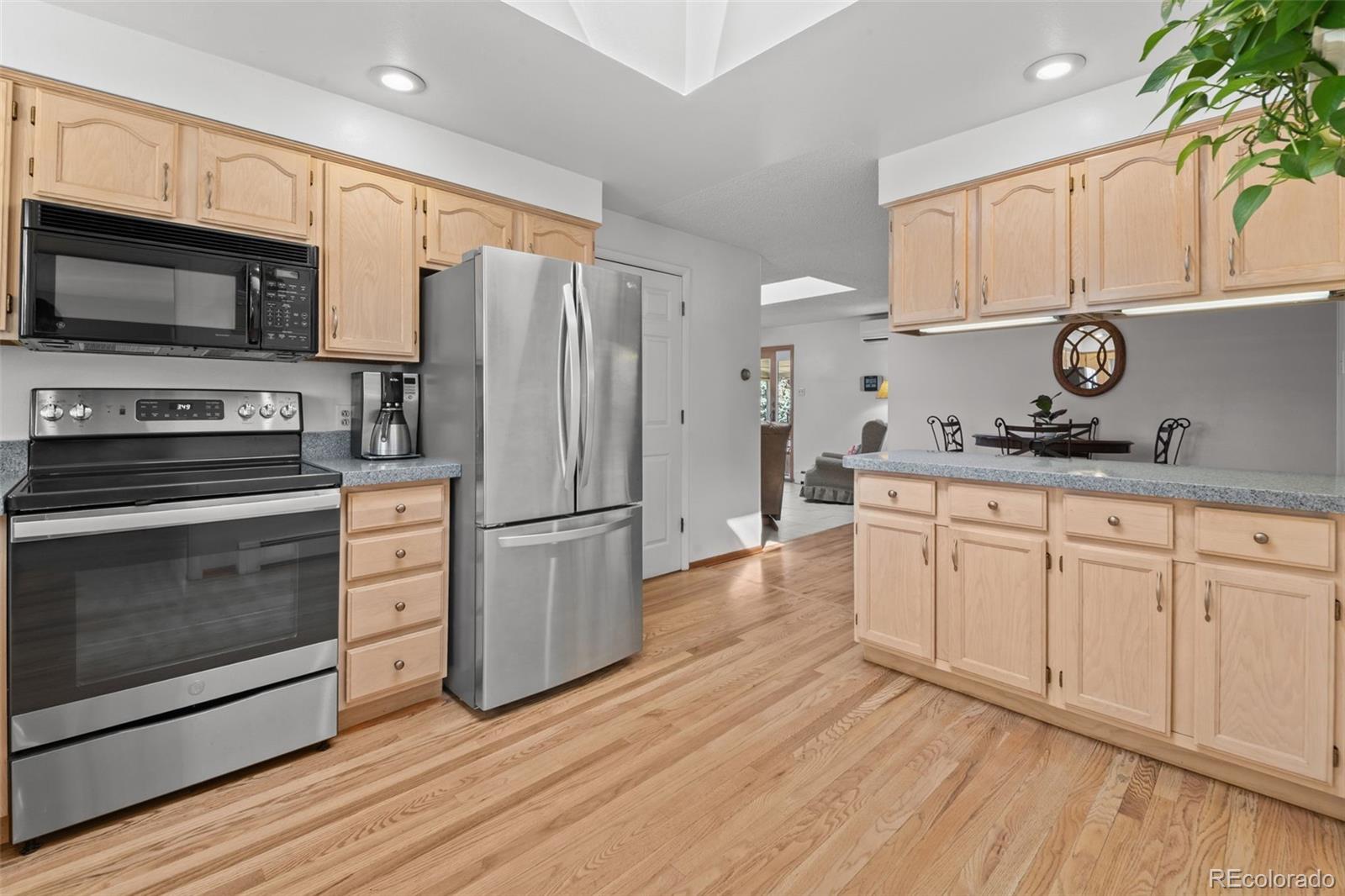 MLS Image #9 for 7612  lee drive,arvada, Colorado