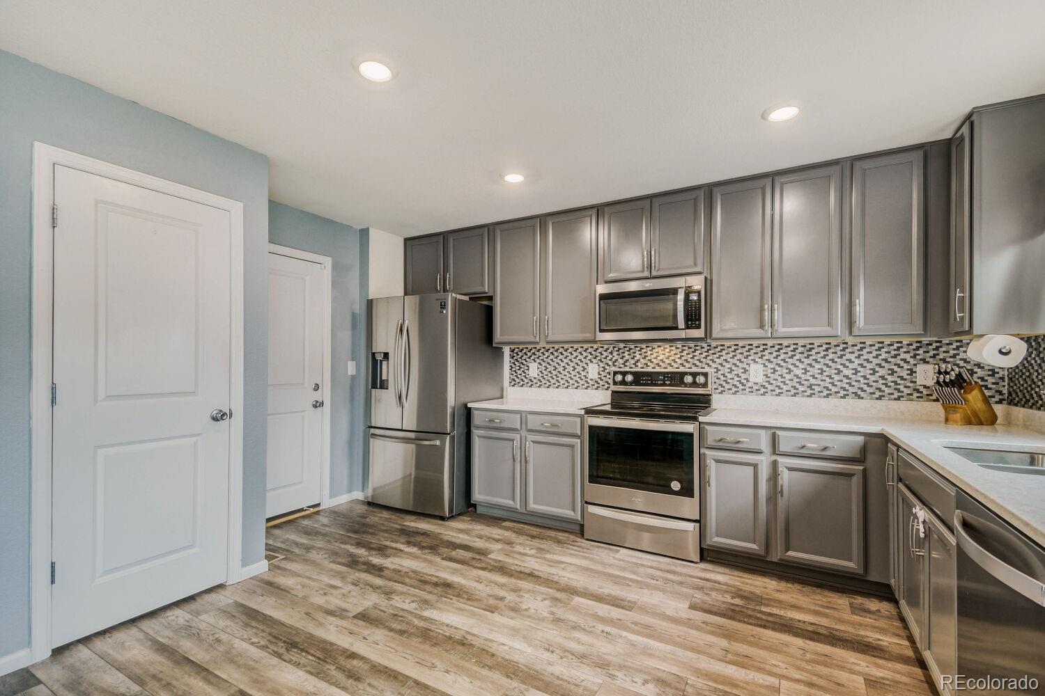 MLS Image #6 for 6096 n nepal street,aurora, Colorado