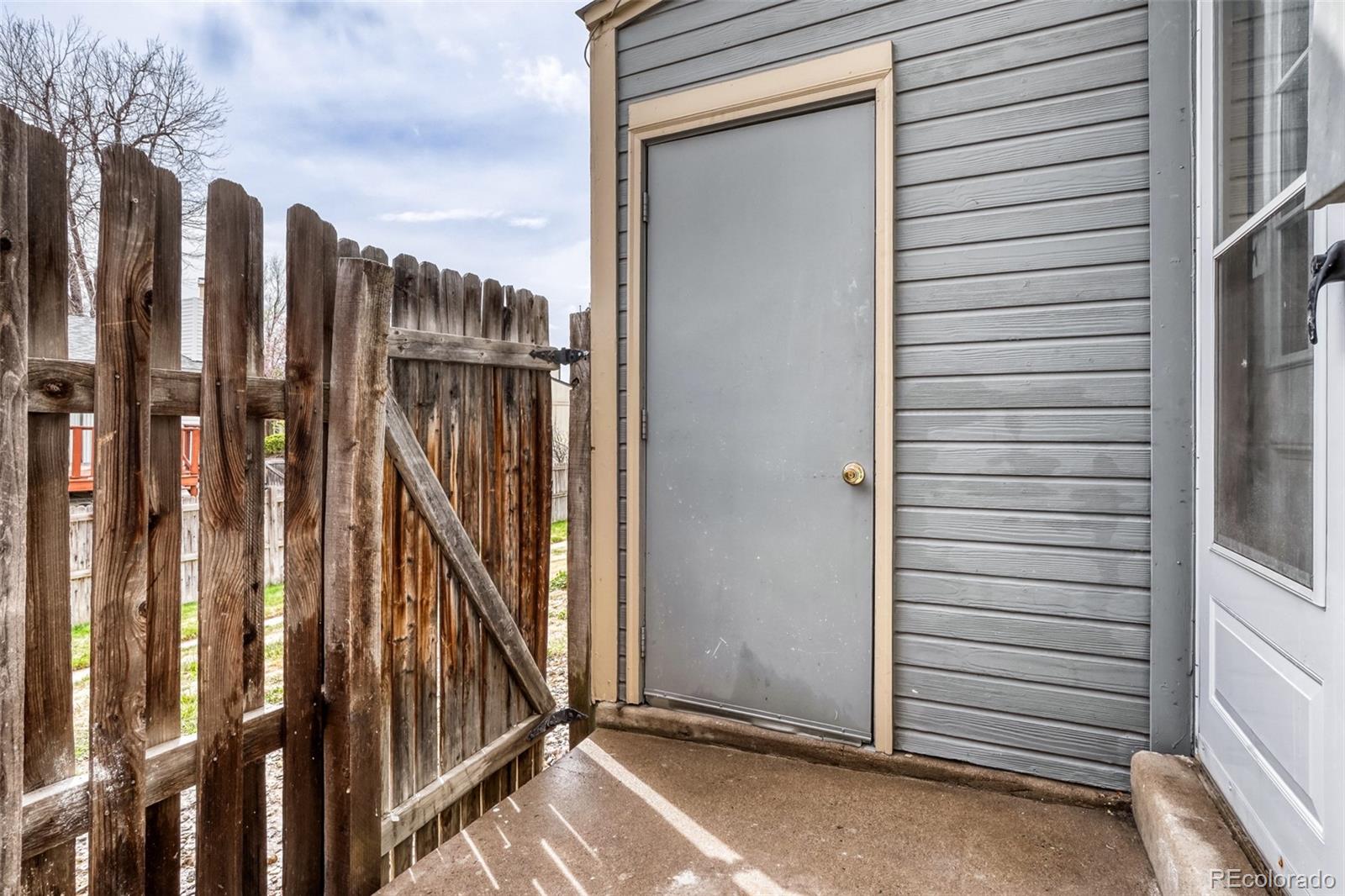 MLS Image #14 for 14272 e hawaii circle b,aurora, Colorado