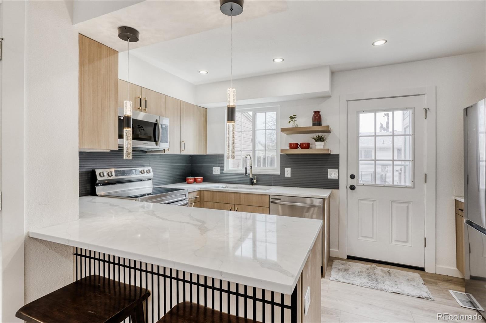 MLS Image #9 for 14272 e hawaii circle b,aurora, Colorado