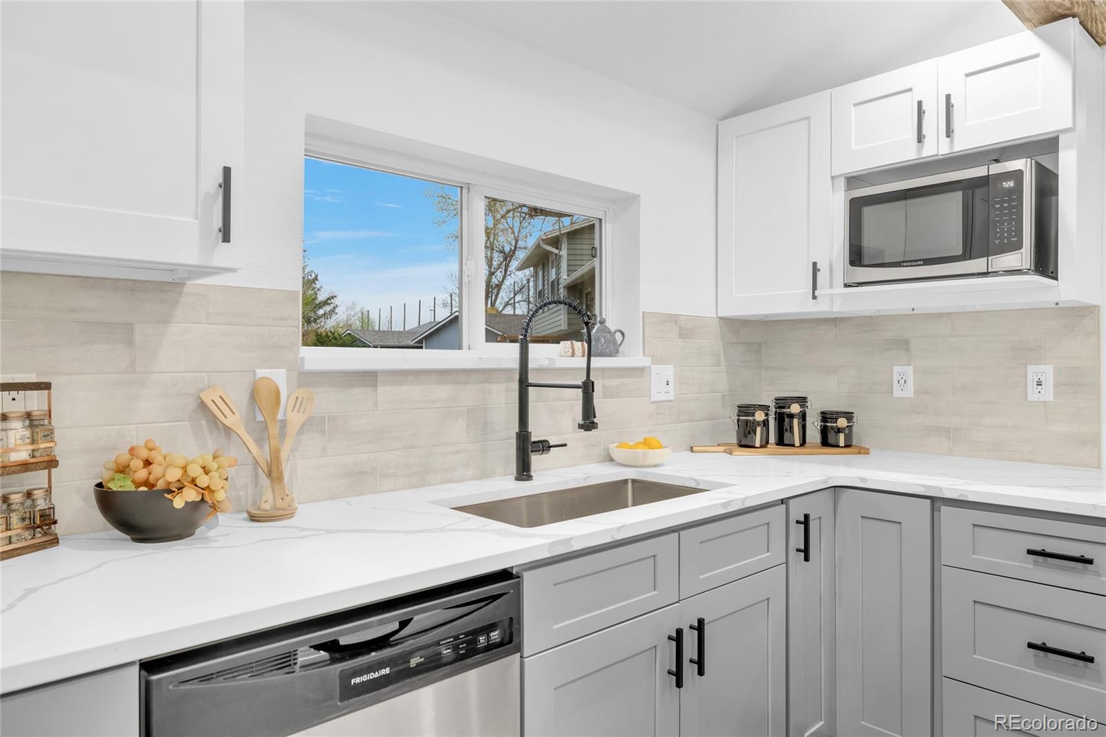 MLS Image #12 for 8573  dover circle,arvada, Colorado