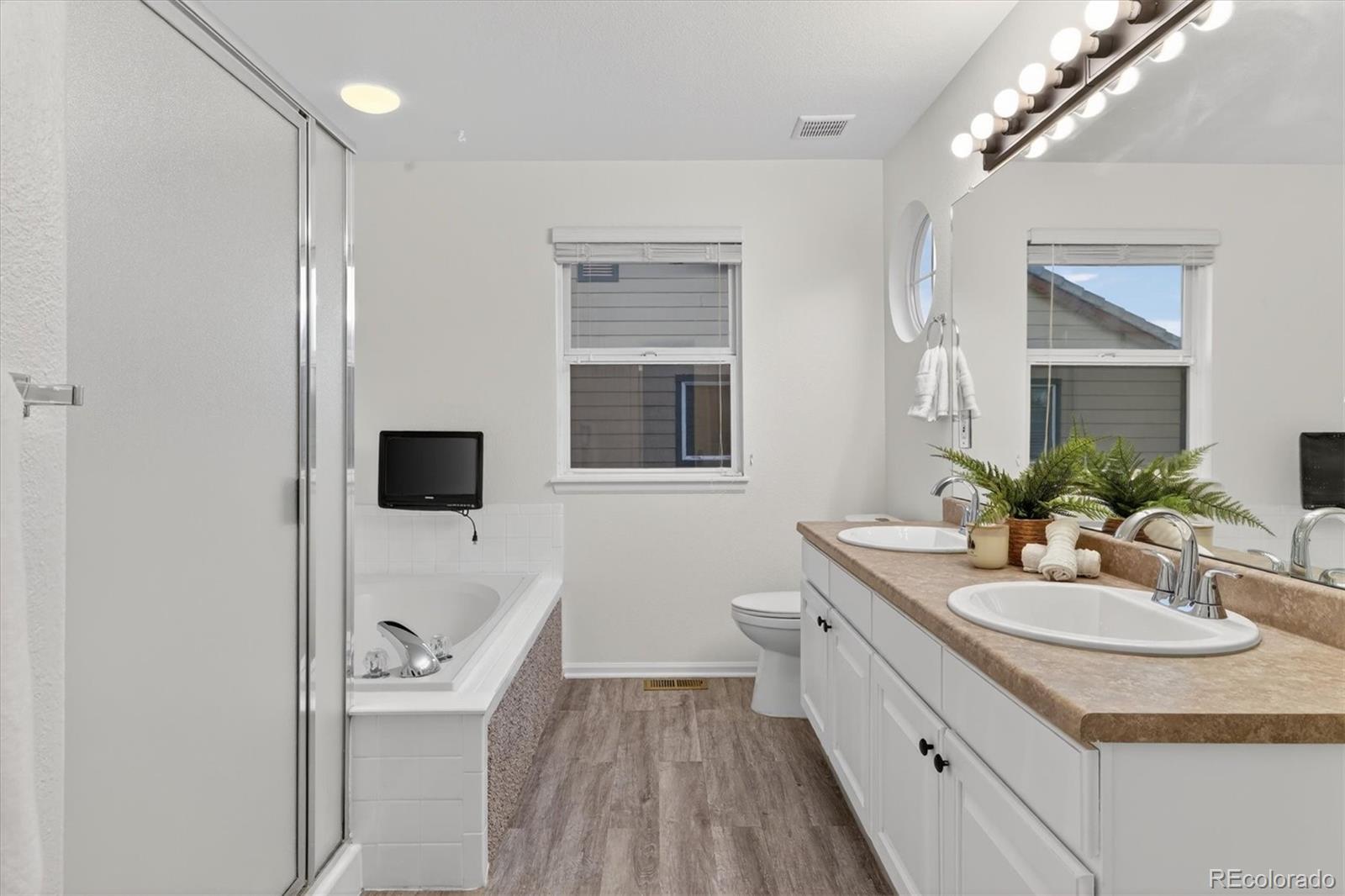 MLS Image #17 for 19805 e 58th place,aurora, Colorado