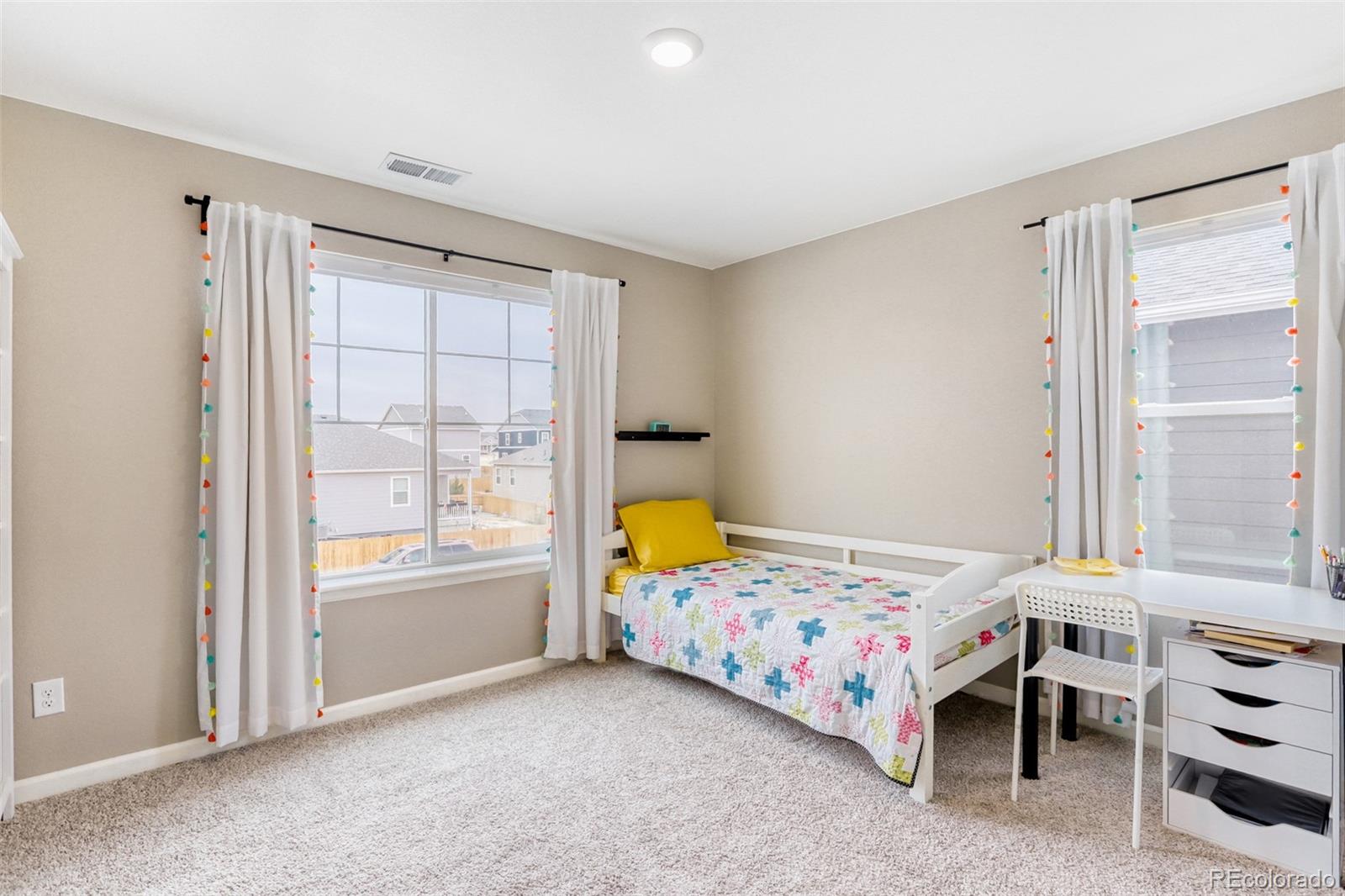 MLS Image #10 for 2078  pineywoods street,mead, Colorado