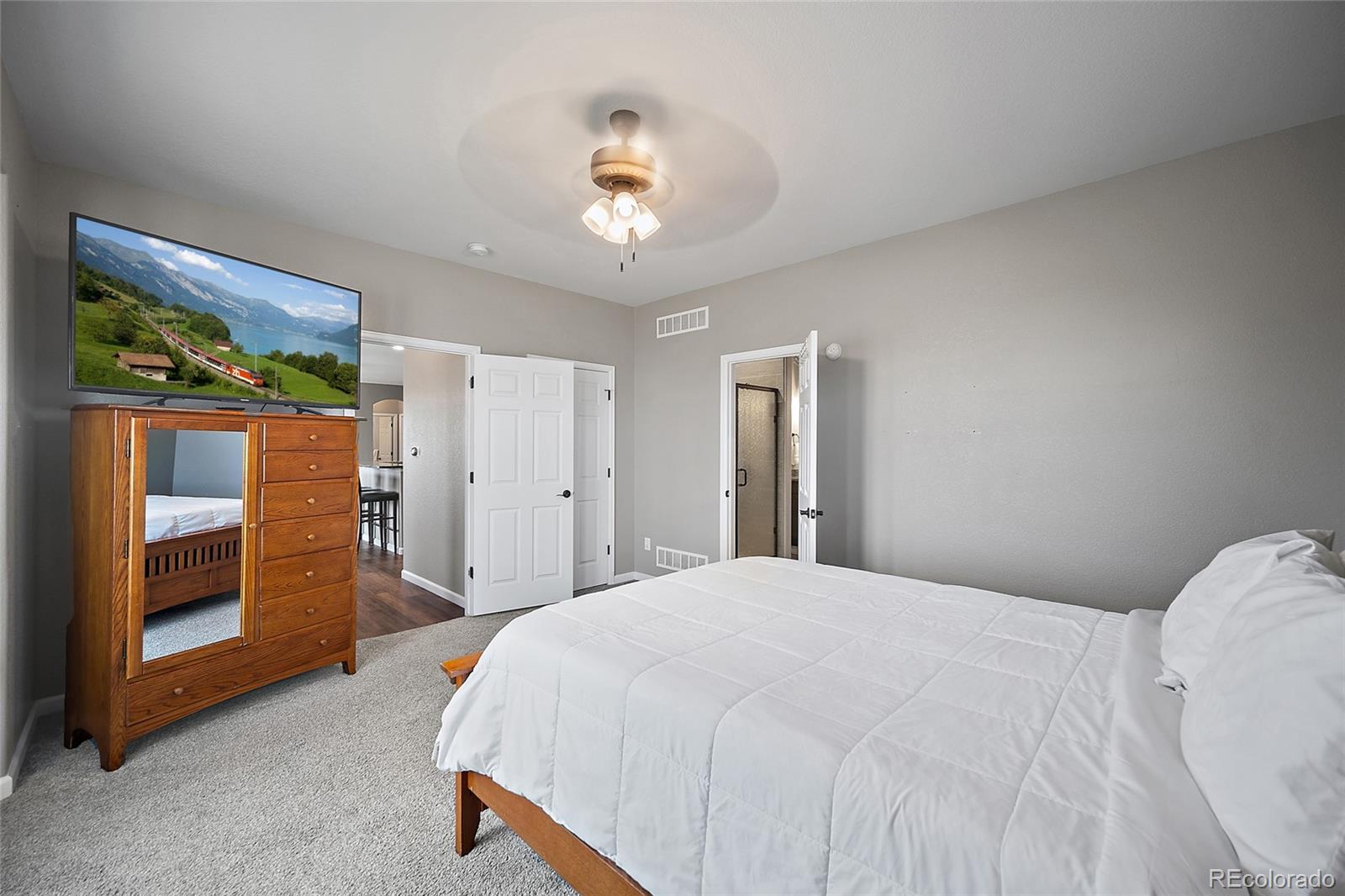 MLS Image #14 for 469 e gentry drive,pueblo, Colorado