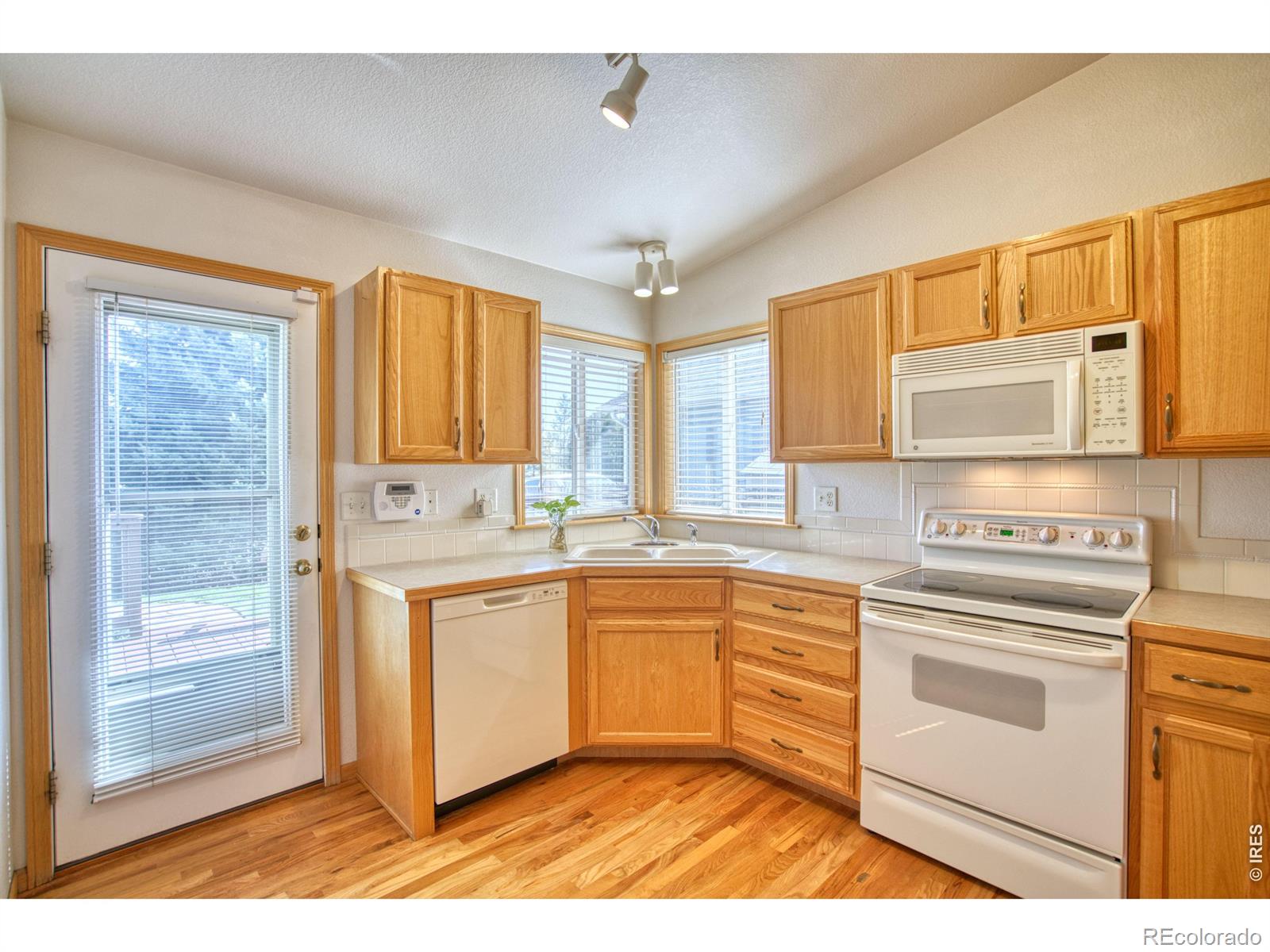 MLS Image #6 for 432  cardinal avenue,loveland, Colorado