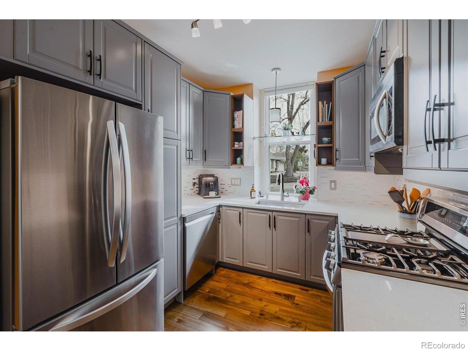 MLS Image #11 for 394 w lucerne drive,lafayette, Colorado
