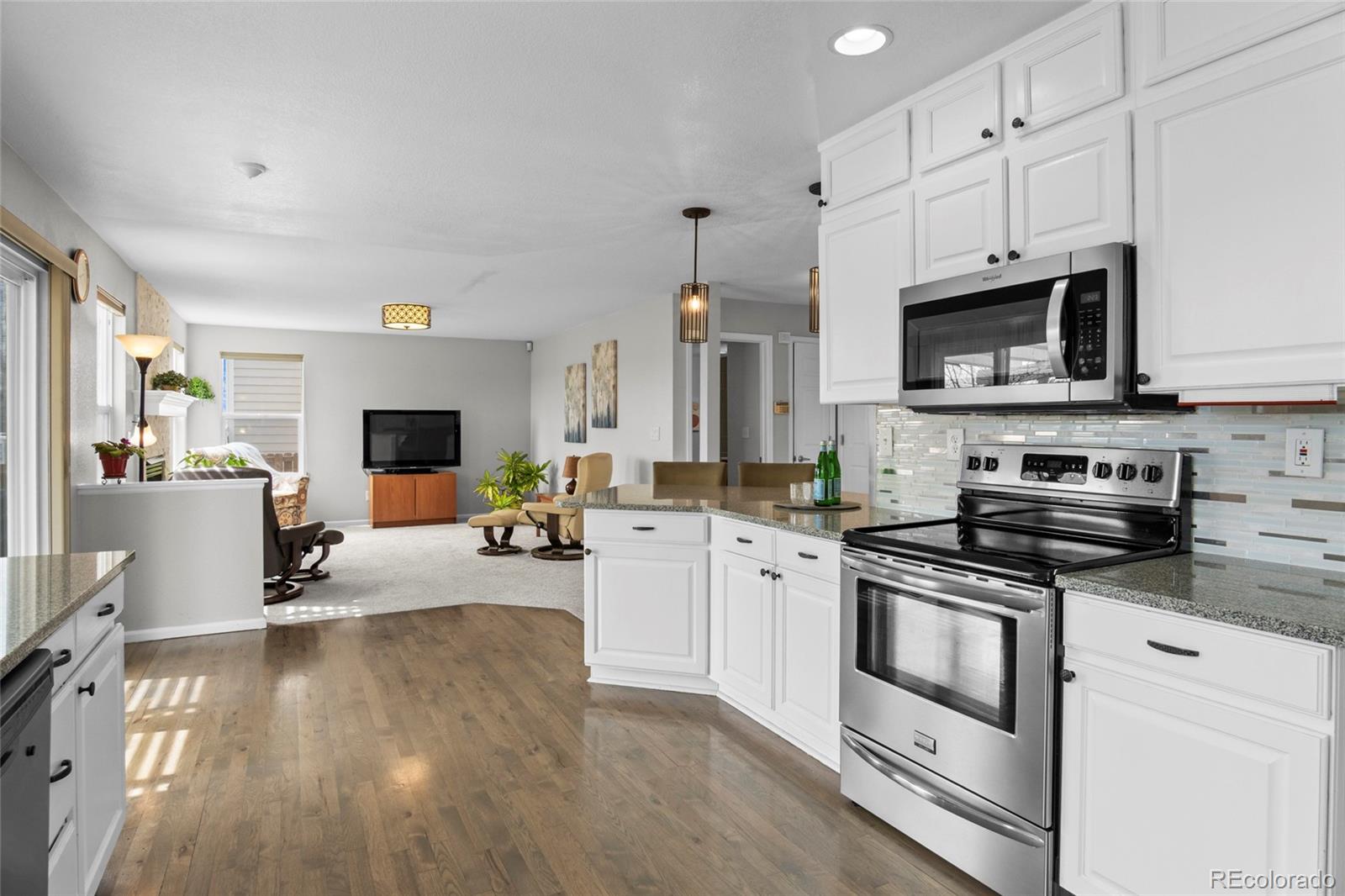 MLS Image #7 for 7850 e jewell avenue,denver, Colorado