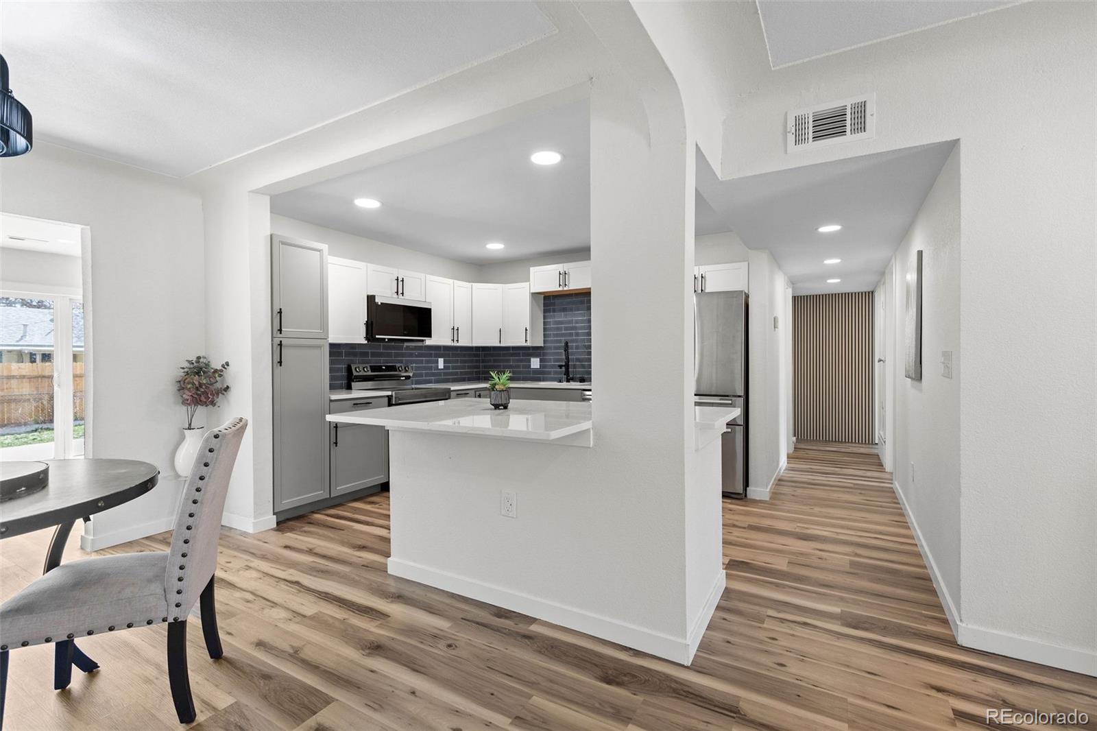 MLS Image #5 for 1250  scranton street,aurora, Colorado