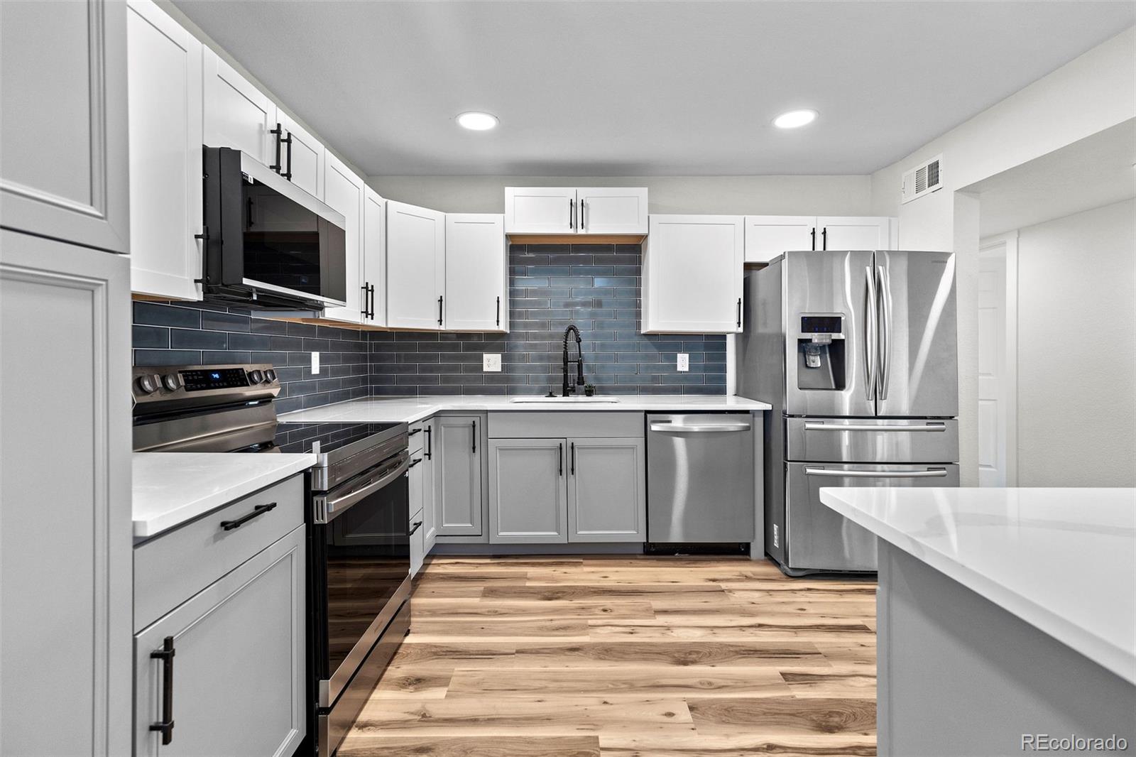 MLS Image #6 for 1250  scranton street,aurora, Colorado