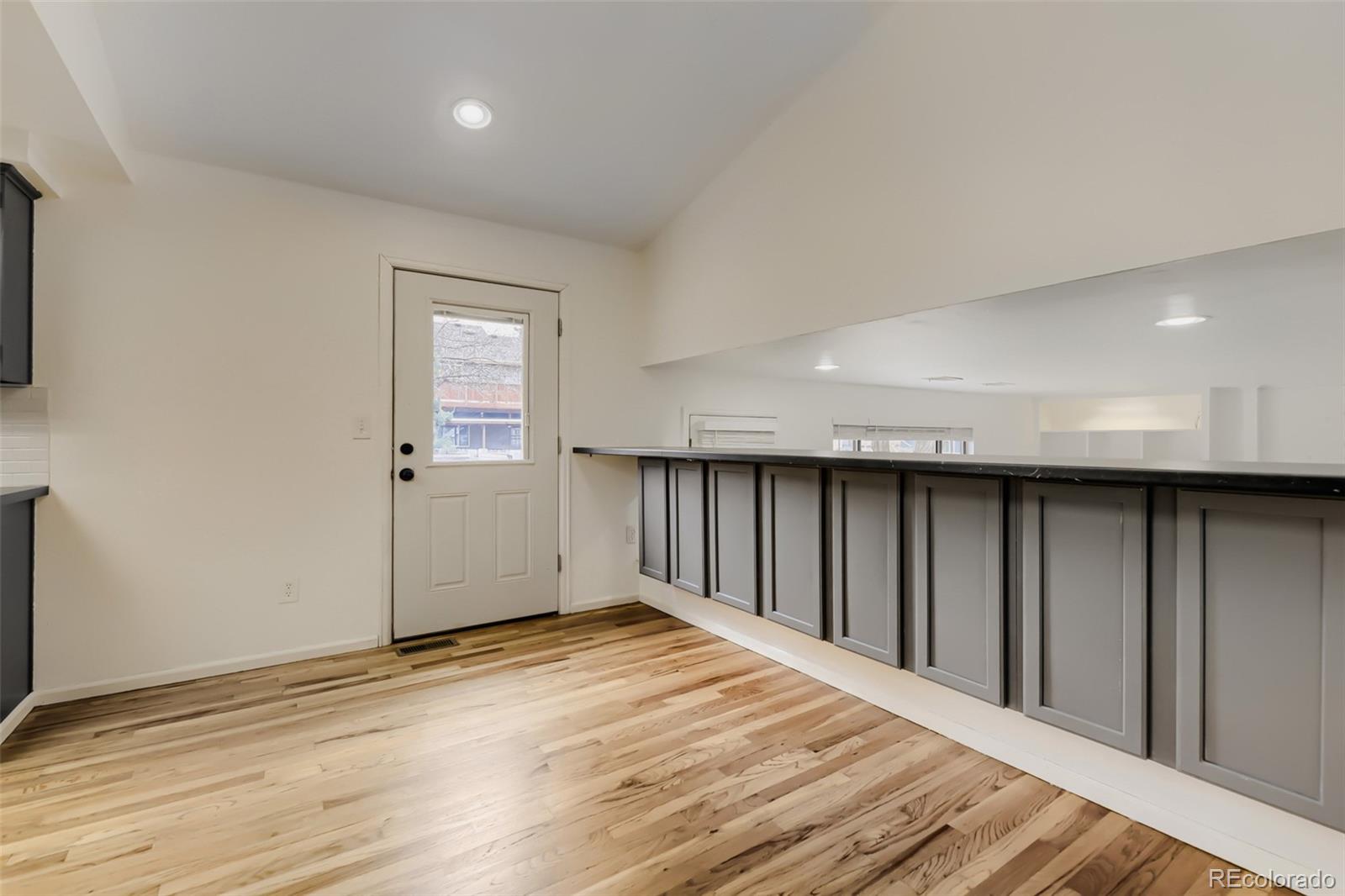 MLS Image #11 for 5038 s evanston street,aurora, Colorado