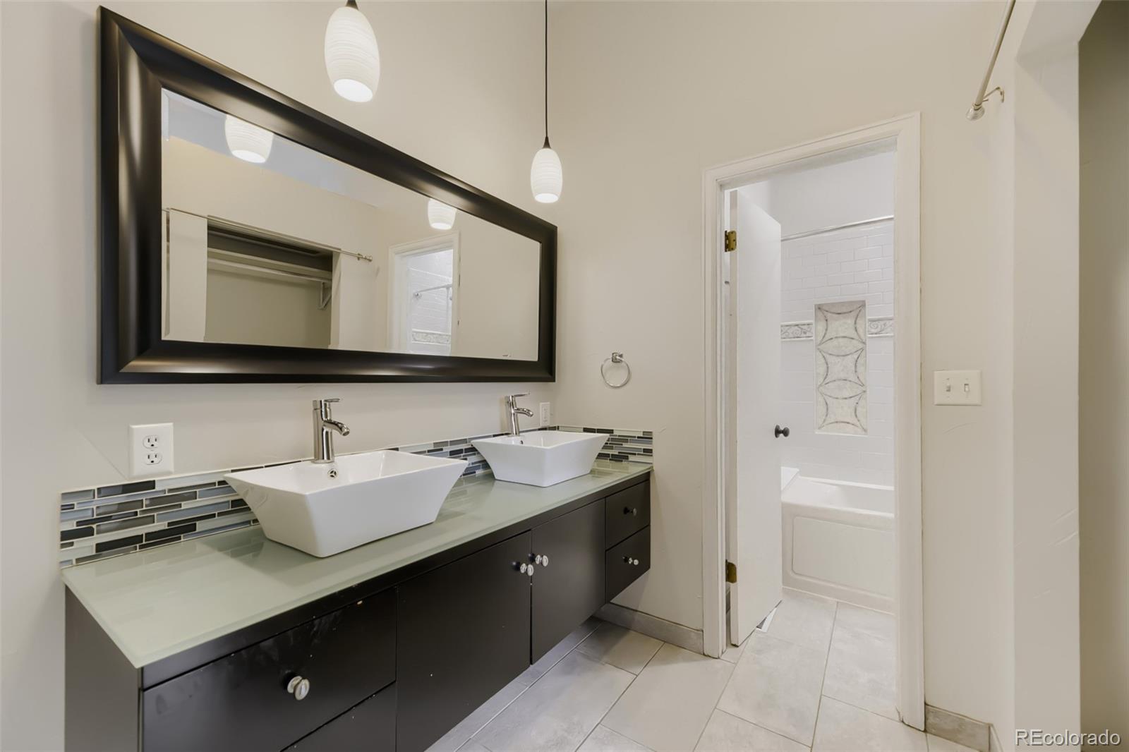 MLS Image #20 for 5038 s evanston street,aurora, Colorado