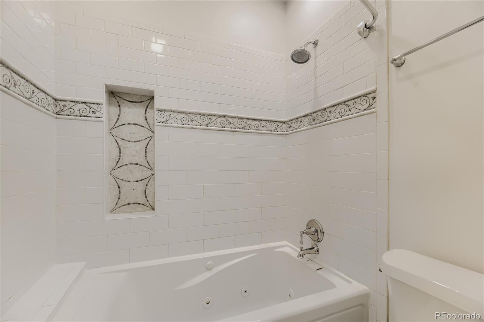 MLS Image #26 for 5038 s evanston street,aurora, Colorado