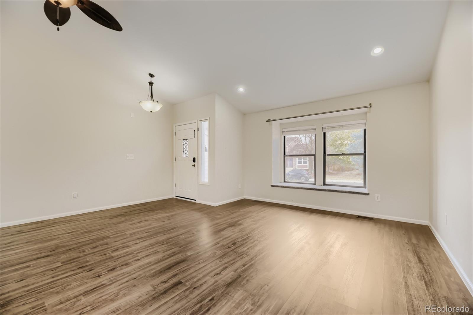 MLS Image #4 for 5038 s evanston street,aurora, Colorado