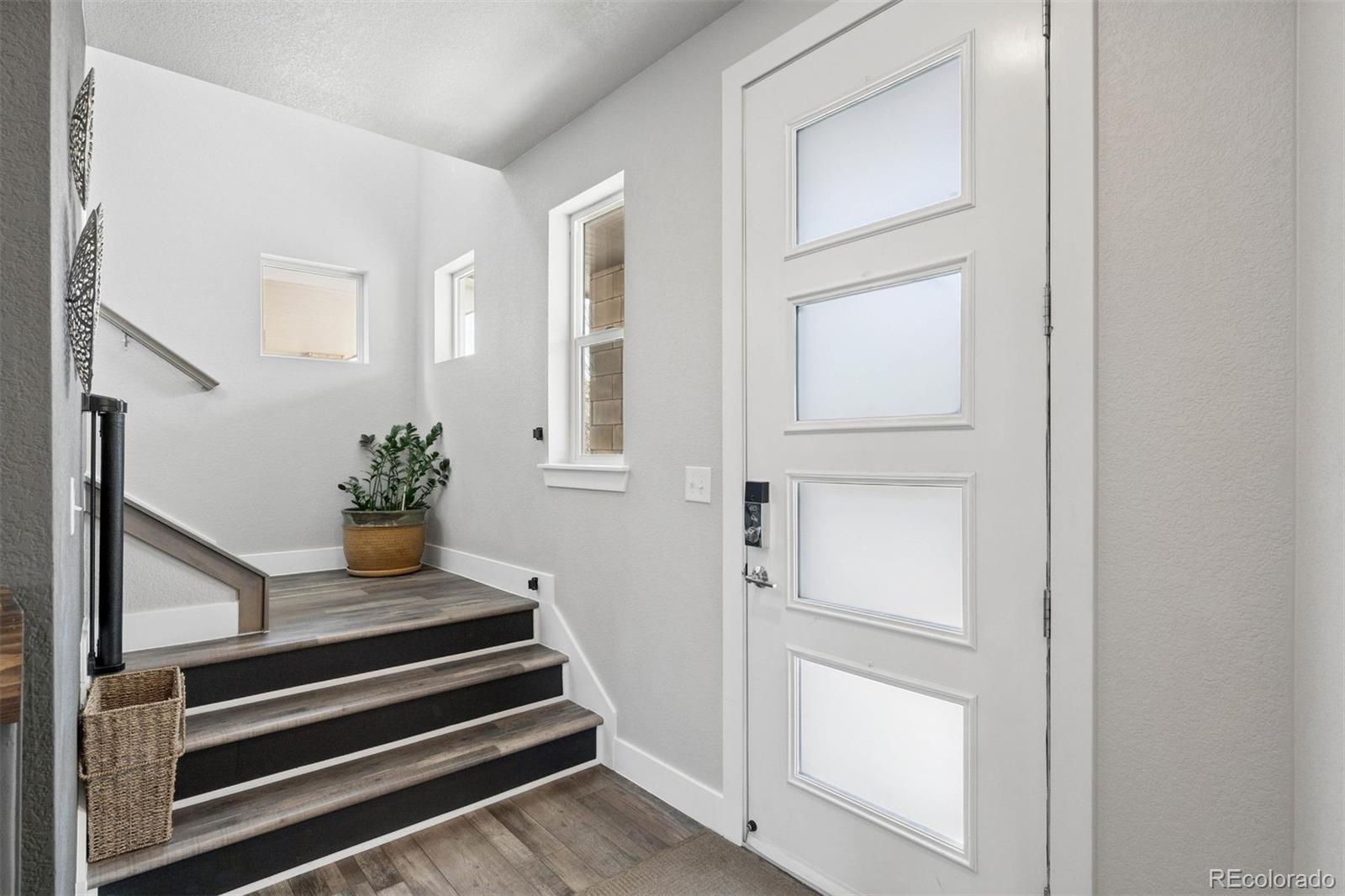 MLS Image #13 for 5870  boston street,denver, Colorado
