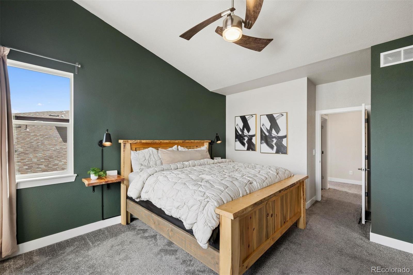 MLS Image #14 for 5870  boston street,denver, Colorado
