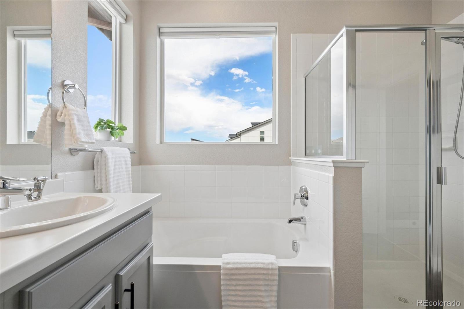 MLS Image #19 for 5870  boston street,denver, Colorado