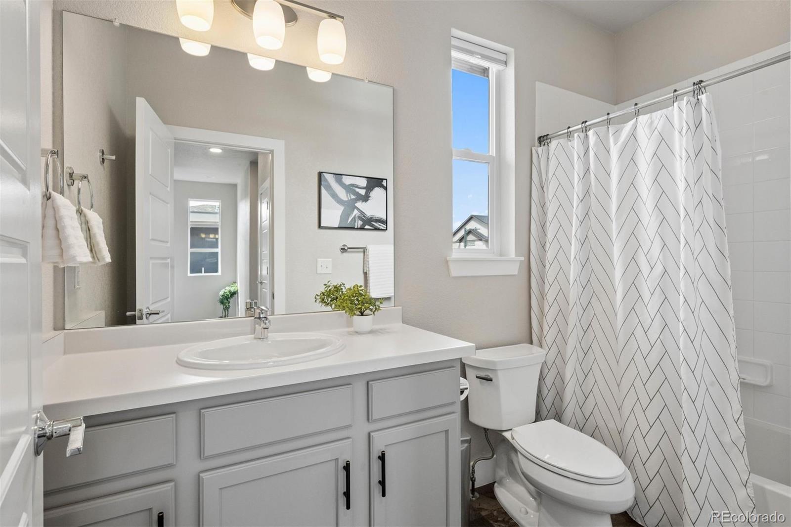 MLS Image #24 for 5870  boston street,denver, Colorado