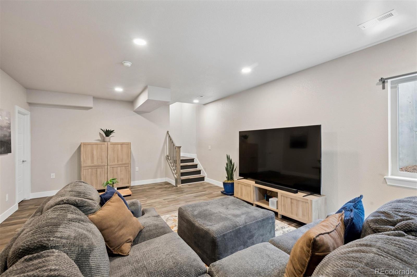 MLS Image #27 for 5870  boston street,denver, Colorado