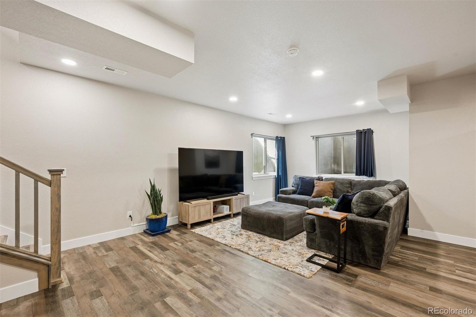 MLS Image #28 for 5870  boston street,denver, Colorado