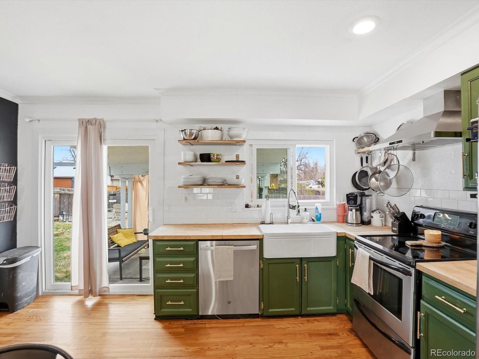 MLS Image #14 for 17942 e gunnison place,aurora, Colorado