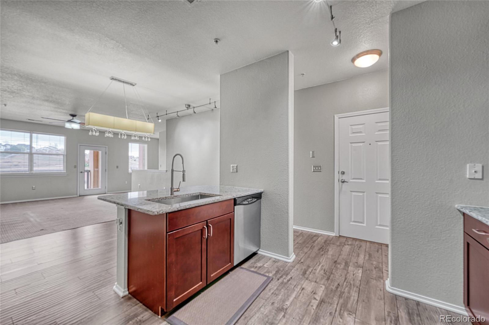 MLS Image #4 for 15540  canyon gulch lane 210,englewood, Colorado