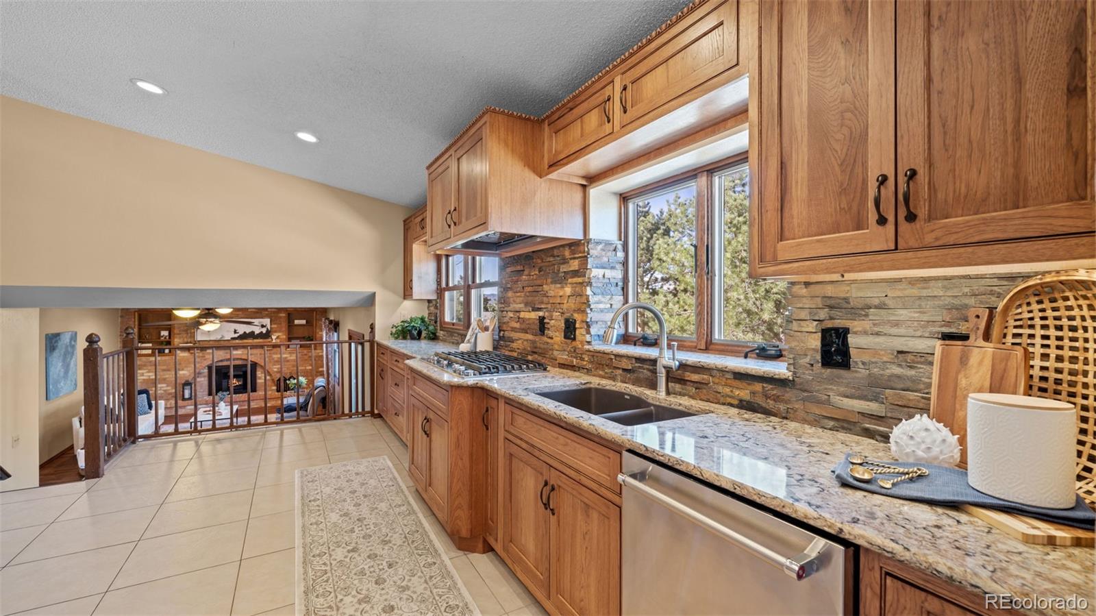MLS Image #9 for 430  picasso court,colorado springs, Colorado
