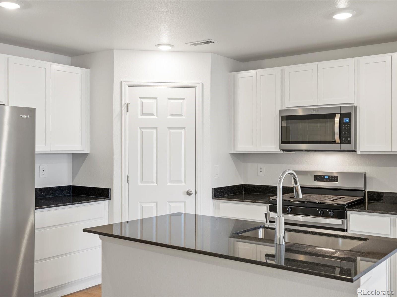 MLS Image #1 for 21256 e 65th drive,aurora, Colorado