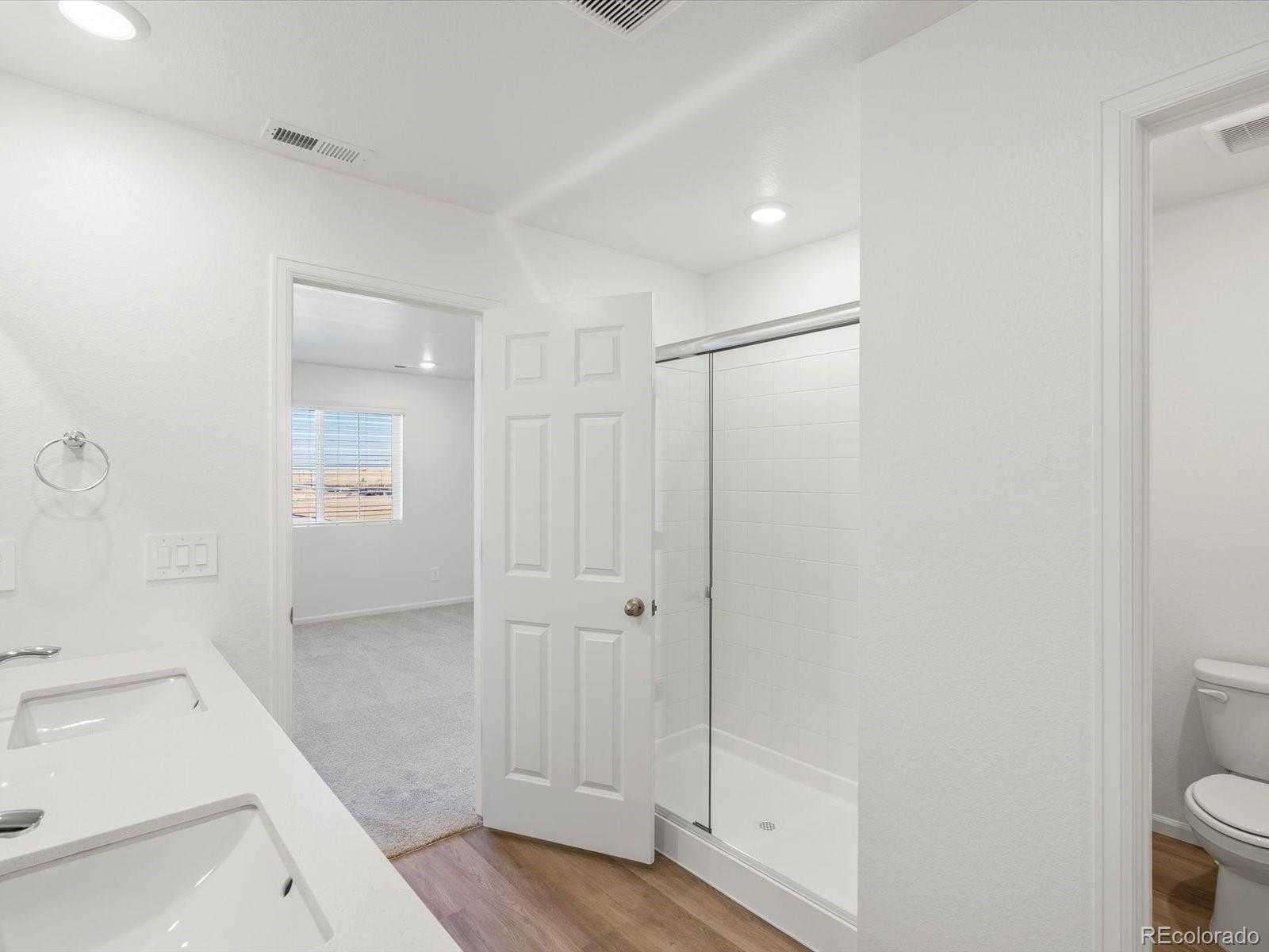 MLS Image #12 for 21256 e 65th drive,aurora, Colorado