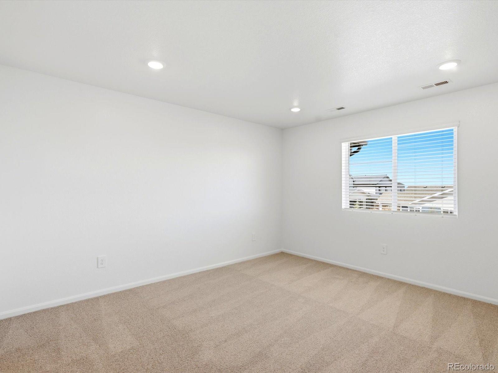 MLS Image #13 for 21236 e 65th drive,aurora, Colorado