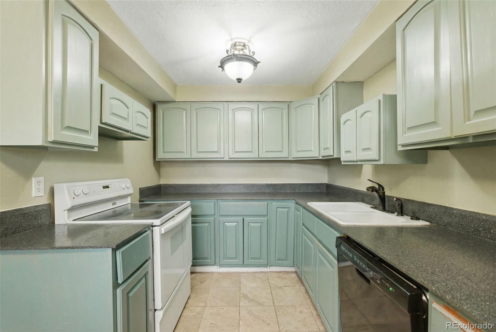 MLS Image #3 for 13963 e utah circle ,aurora, Colorado