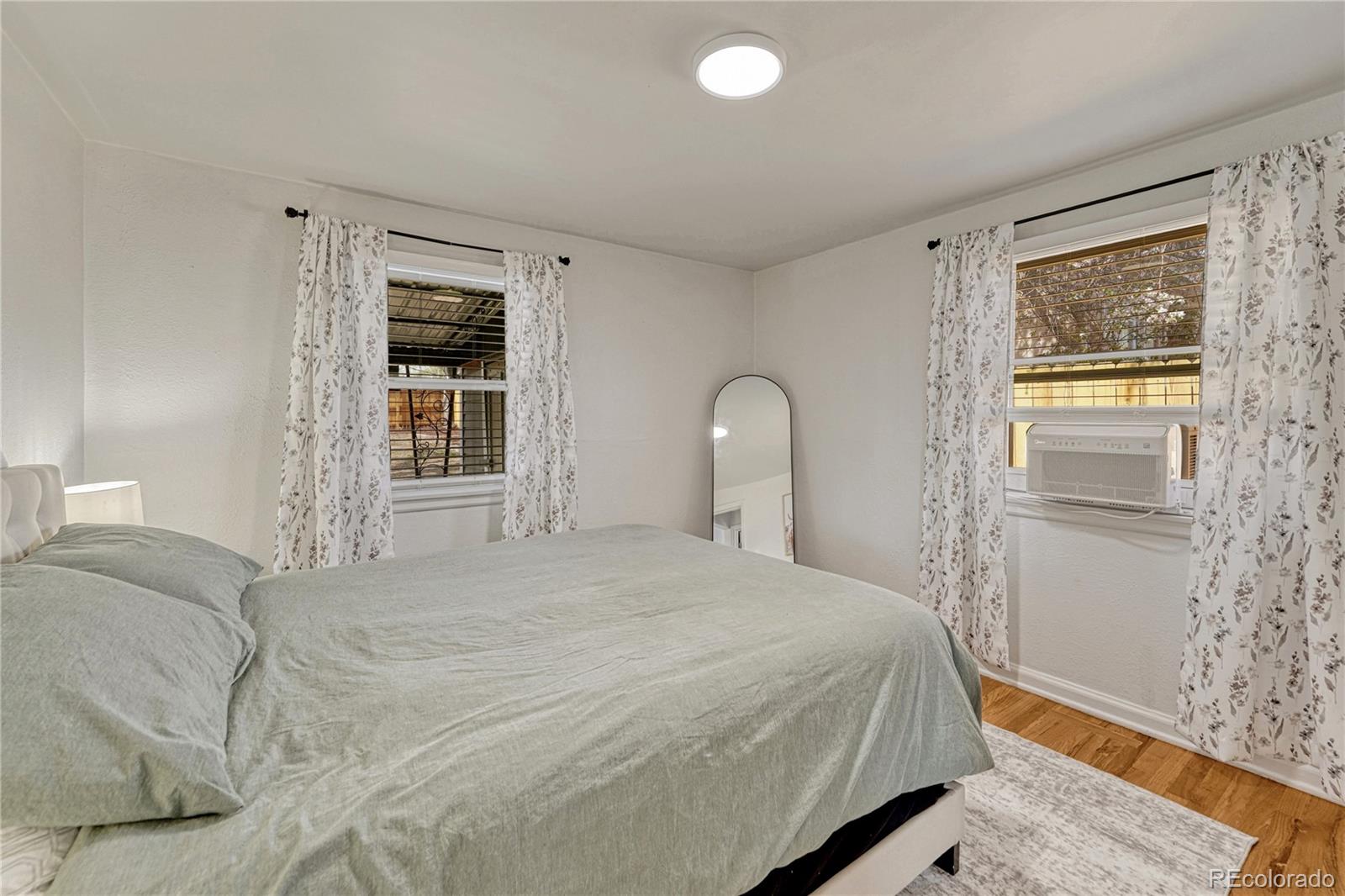 MLS Image #16 for 1111 s perry street,denver, Colorado