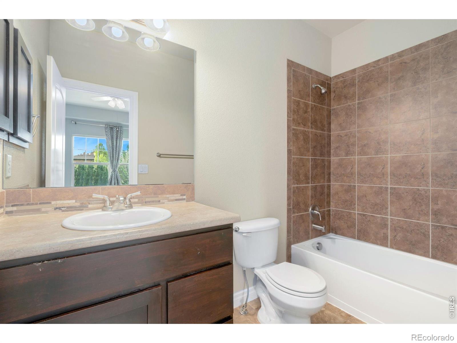 MLS Image #19 for 3826  rock creek drive,fort collins, Colorado