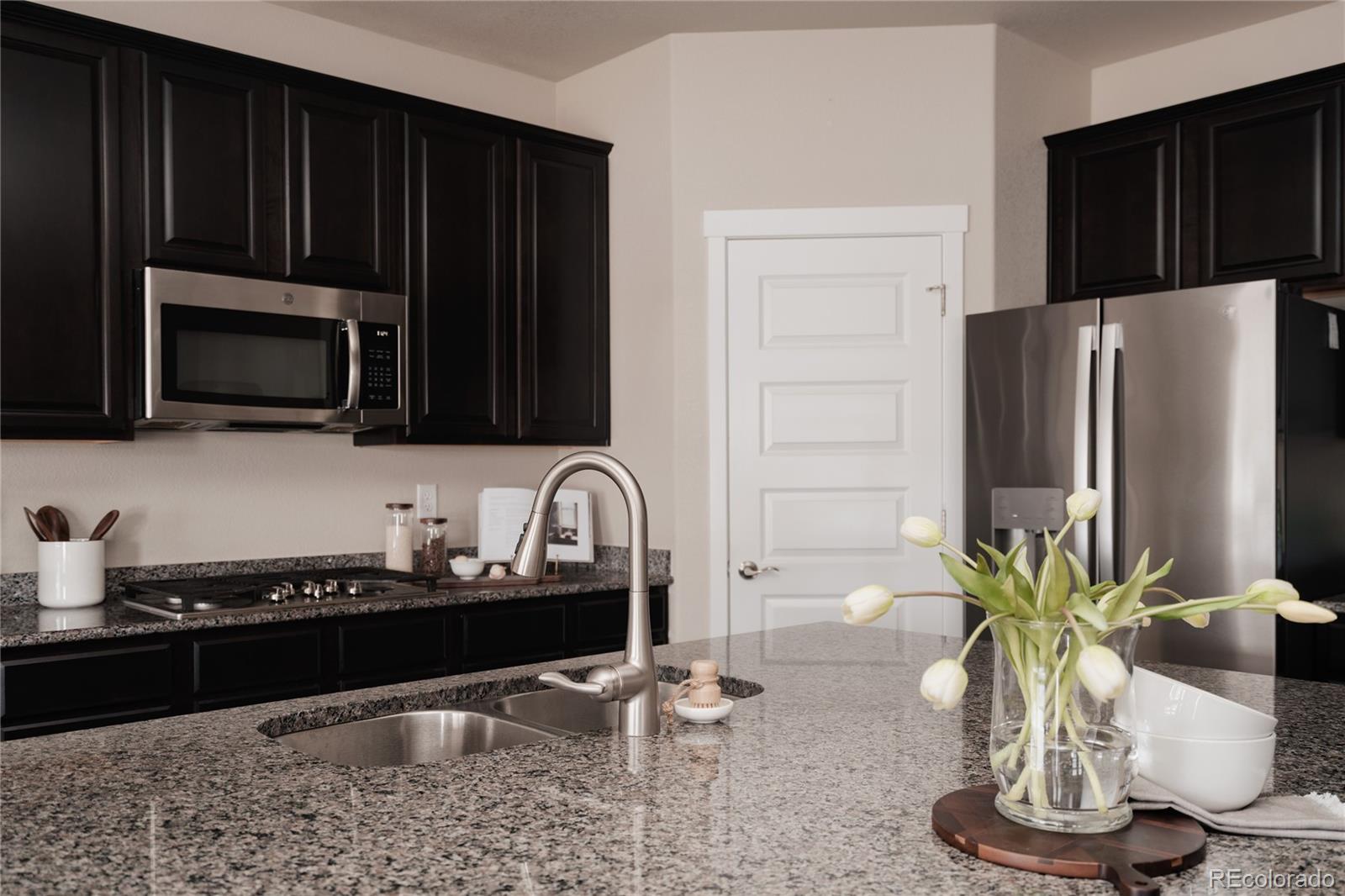 MLS Image #8 for 1858  holloway drive,windsor, Colorado