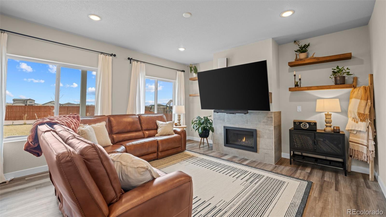 MLS Image #17 for 10727  rolling peaks drive,peyton, Colorado