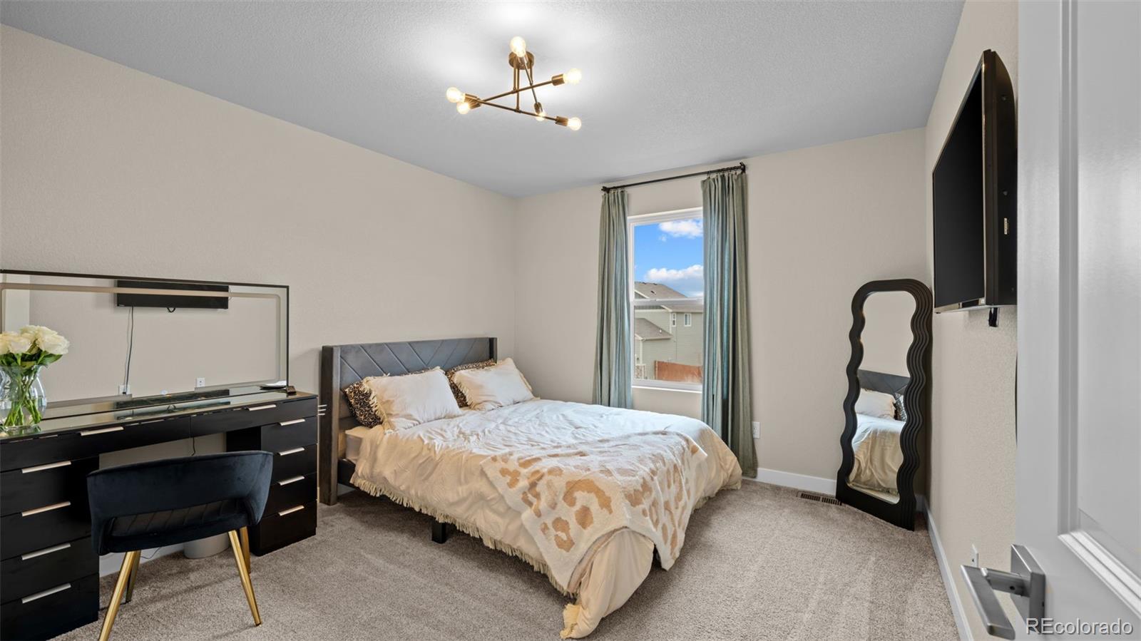 MLS Image #26 for 10727  rolling peaks drive,peyton, Colorado