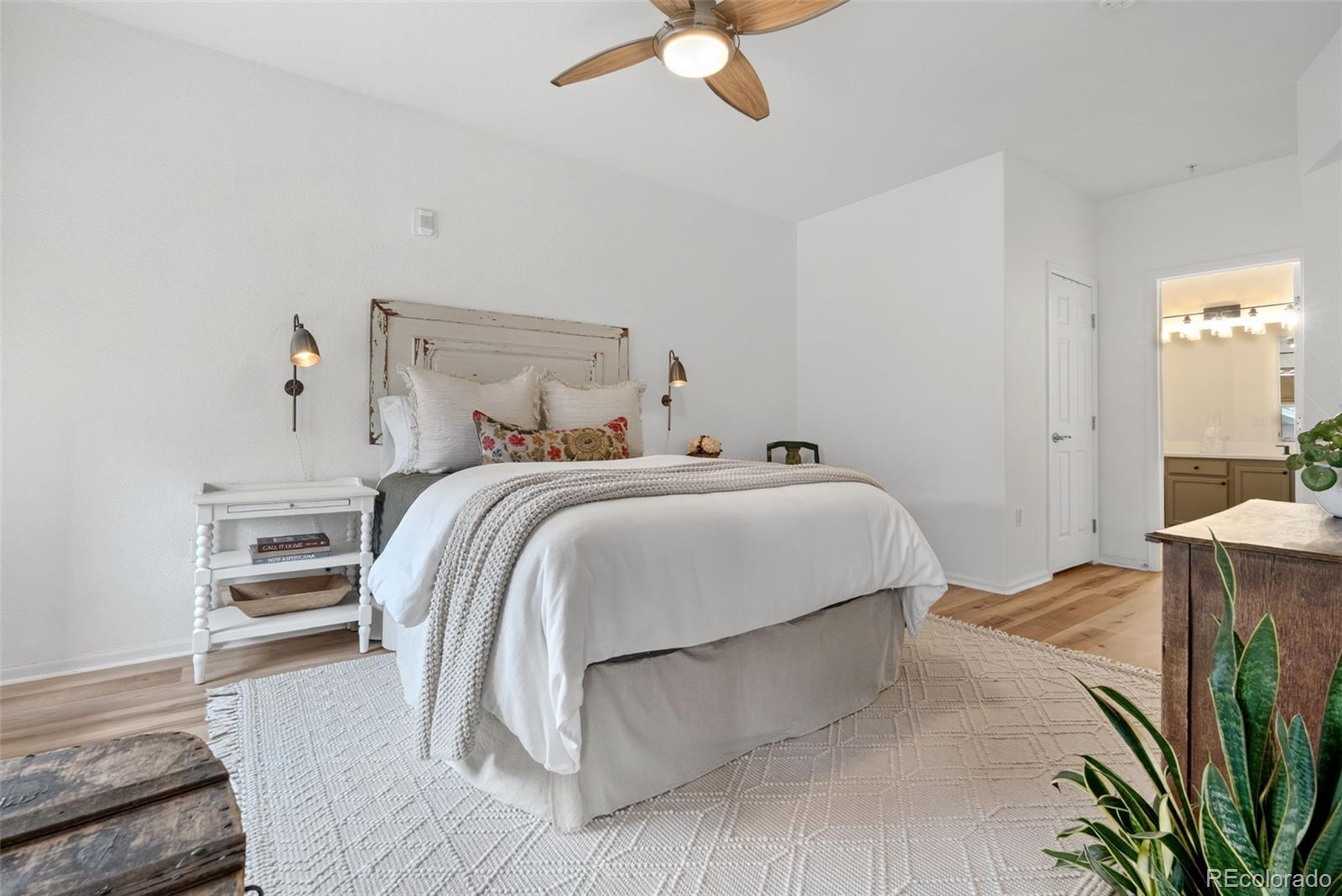 MLS Image #17 for 10733  twenty mile road 208,parker, Colorado