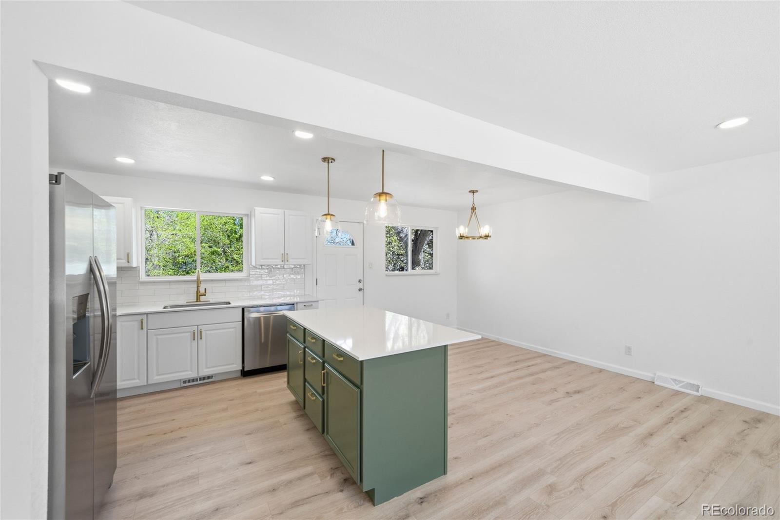 MLS Image #12 for 11549 w virginia avenue,lakewood, Colorado