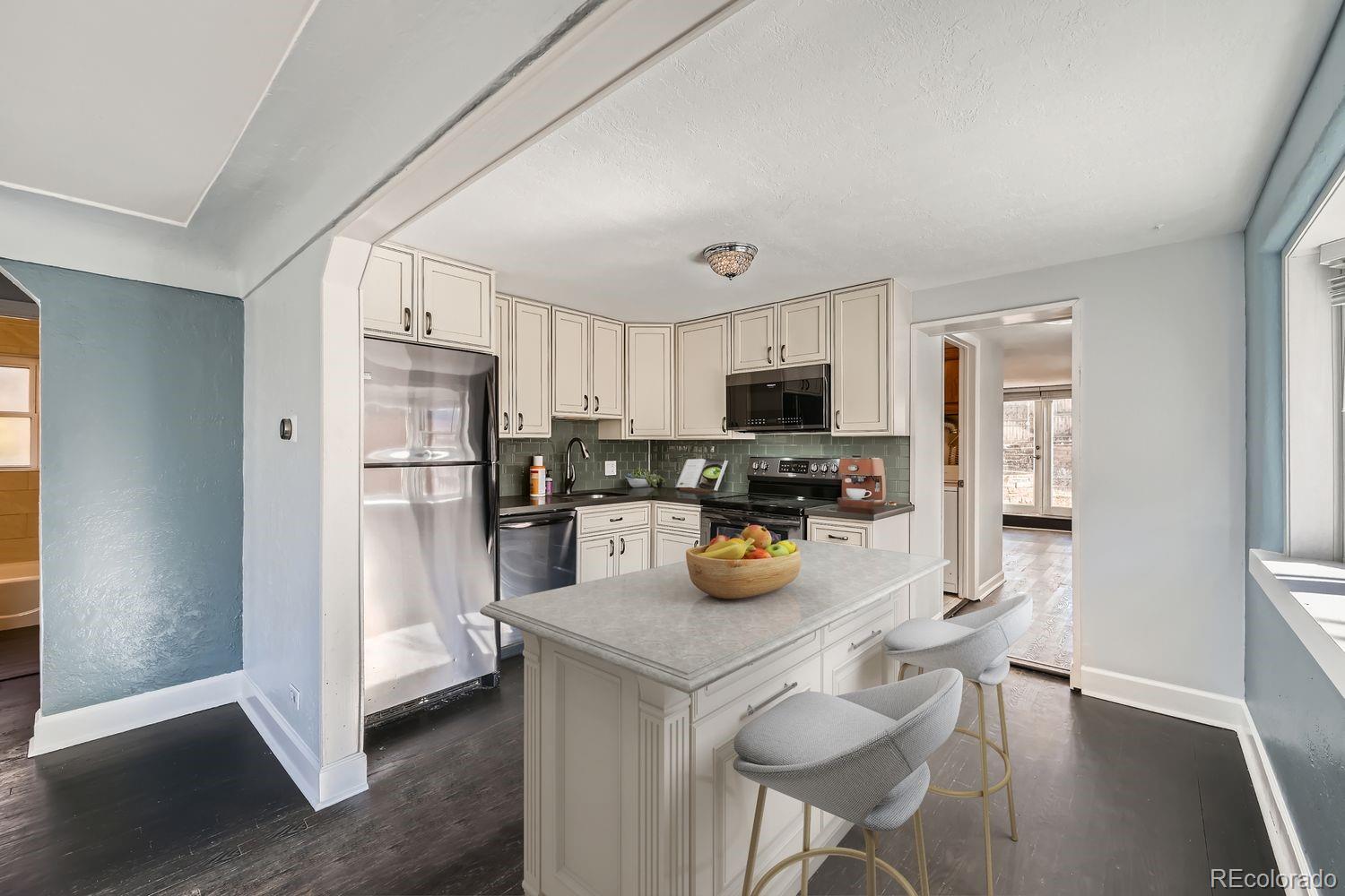 MLS Image #3 for 3348 s corona street,englewood, Colorado