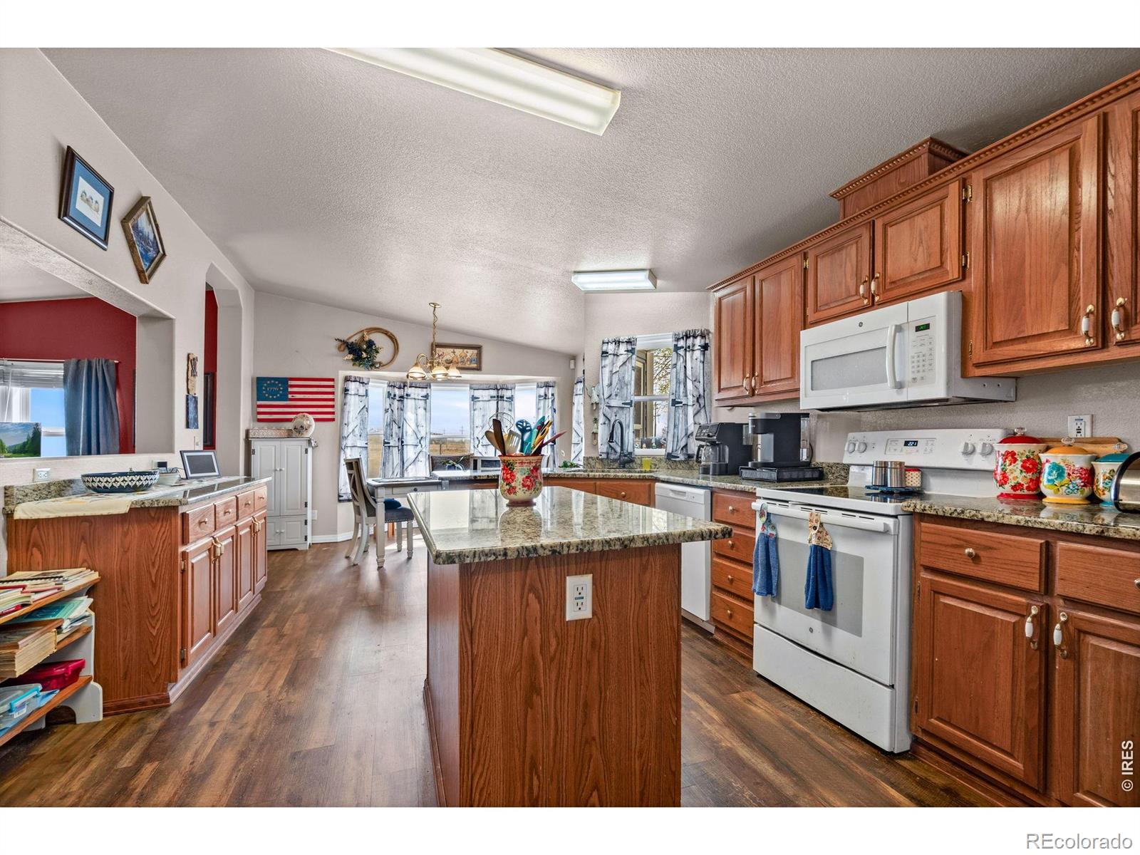 MLS Image #12 for 21132  county road 47 ,la salle, Colorado