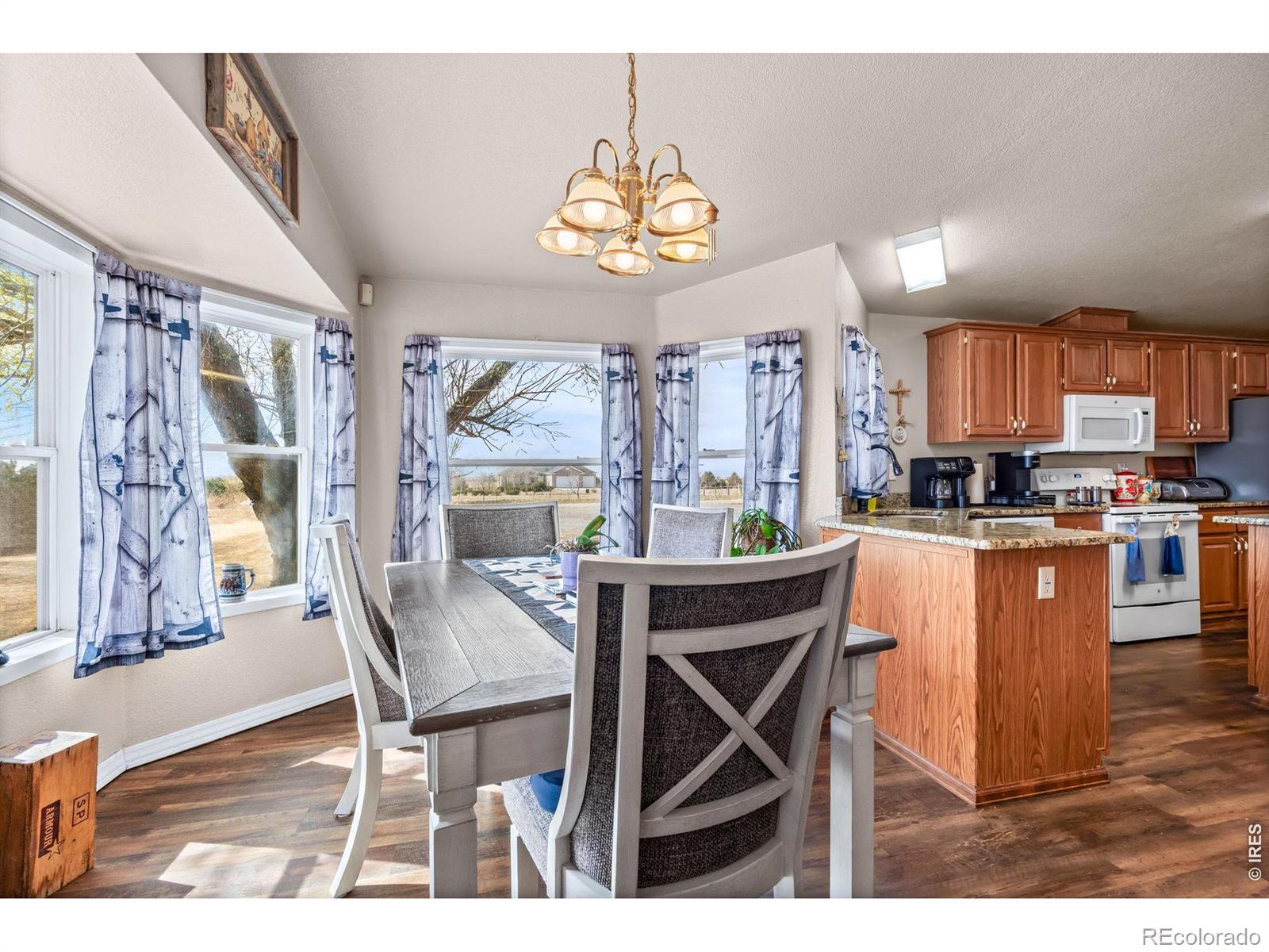 MLS Image #9 for 21132  county road 47 ,la salle, Colorado