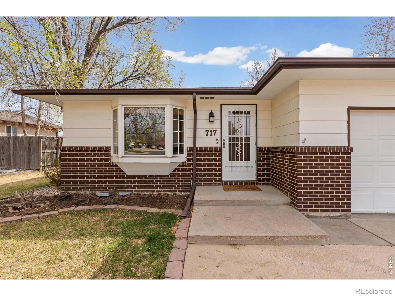 MLS Image #3 for 717  oak street,windsor, Colorado