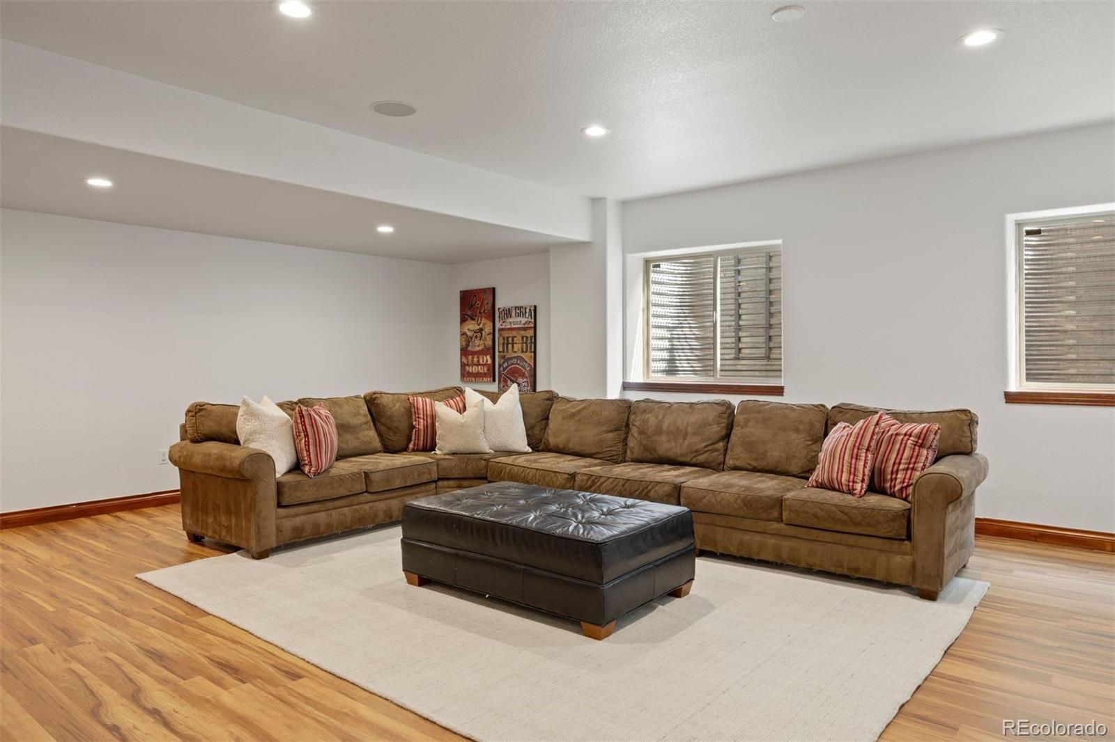 MLS Image #16 for 2471  alton street,denver, Colorado