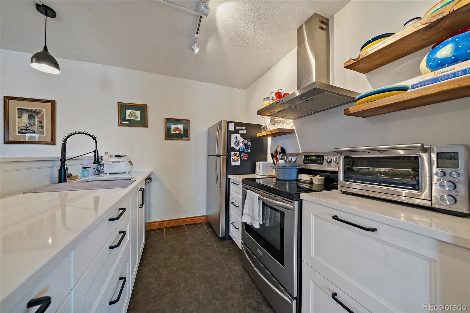 MLS Image #8 for 3249 w fairview place 206,denver, Colorado