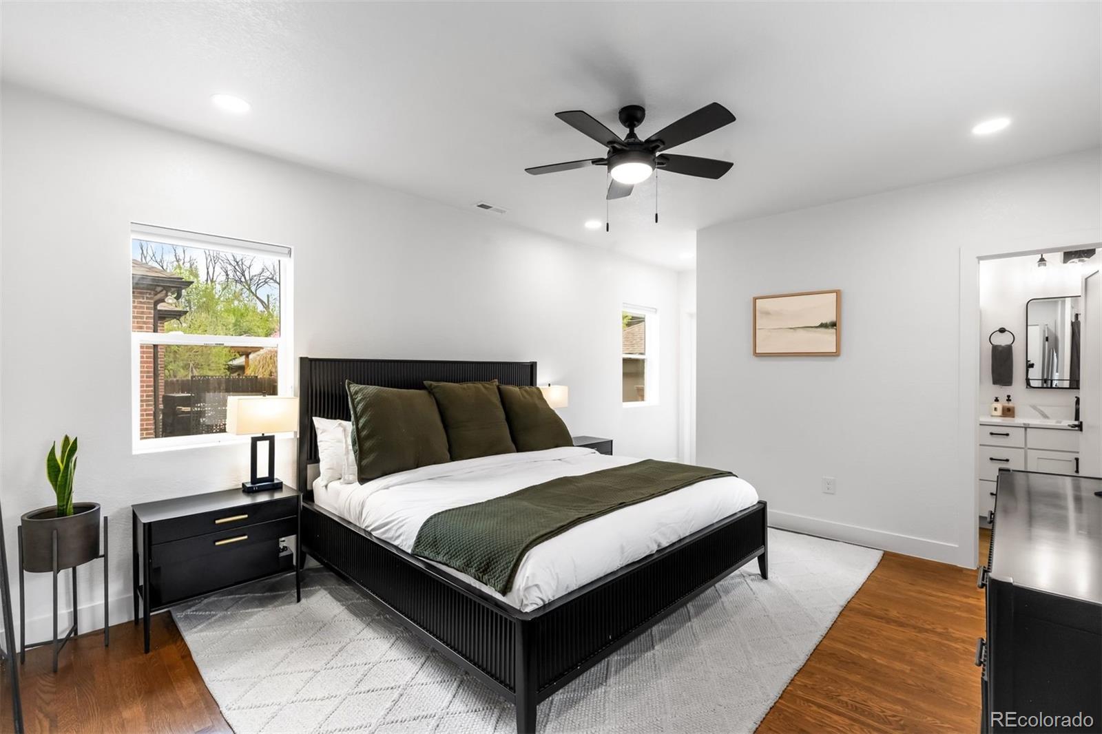 MLS Image #13 for 2028  elm street,denver, Colorado