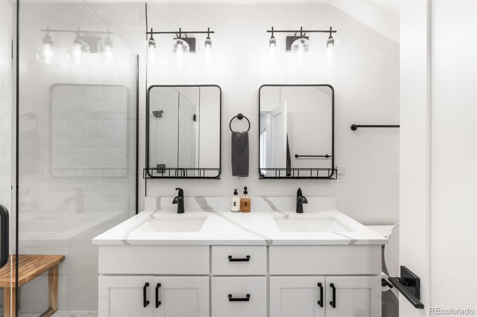MLS Image #15 for 2028  elm street,denver, Colorado