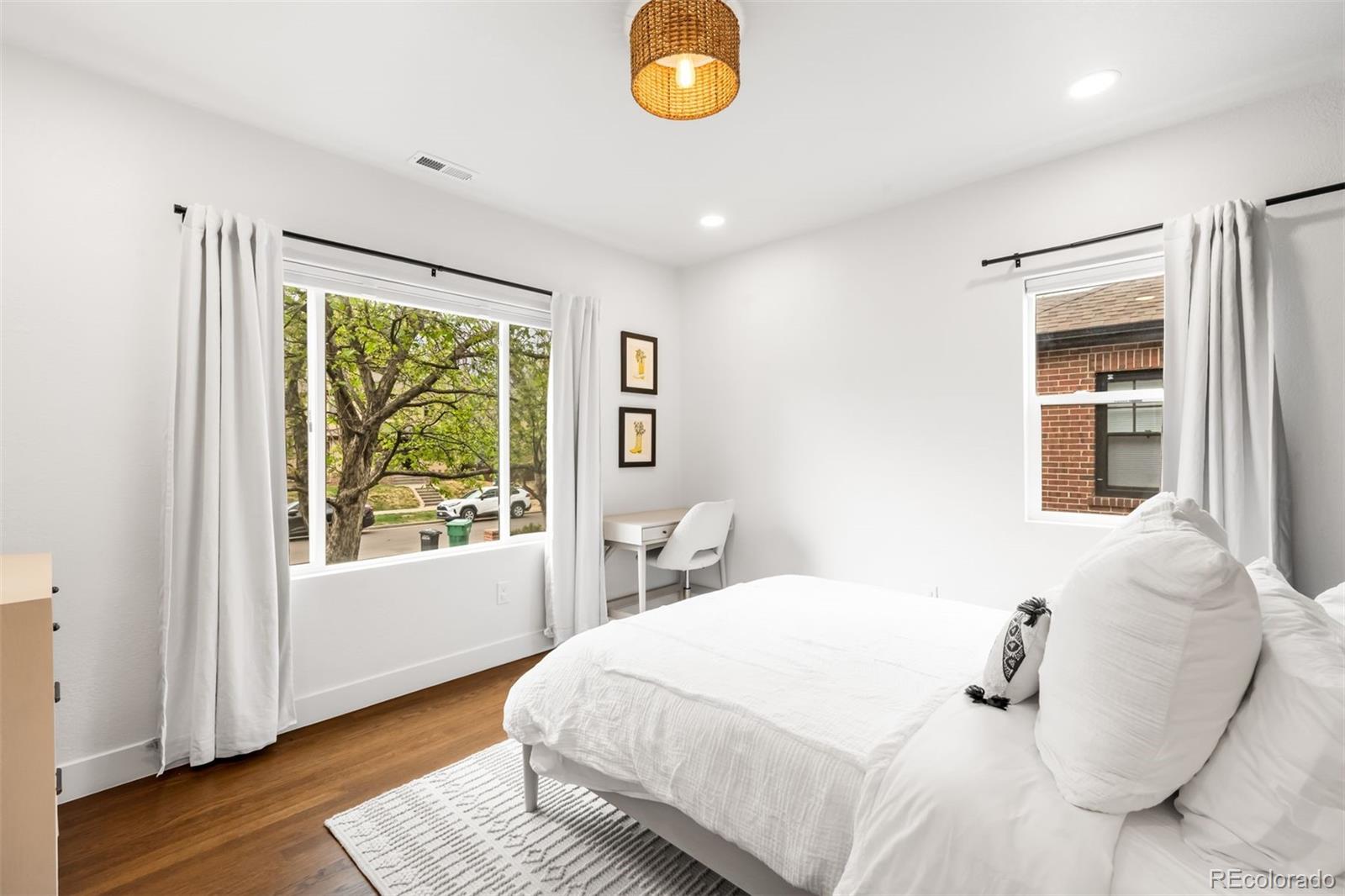 MLS Image #17 for 2028  elm street,denver, Colorado